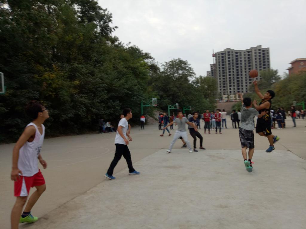 迎新杯篮球赛精彩瞬间